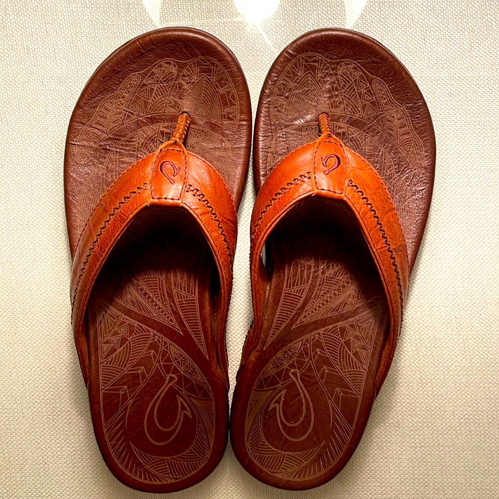 Olukai leather men's flip flops